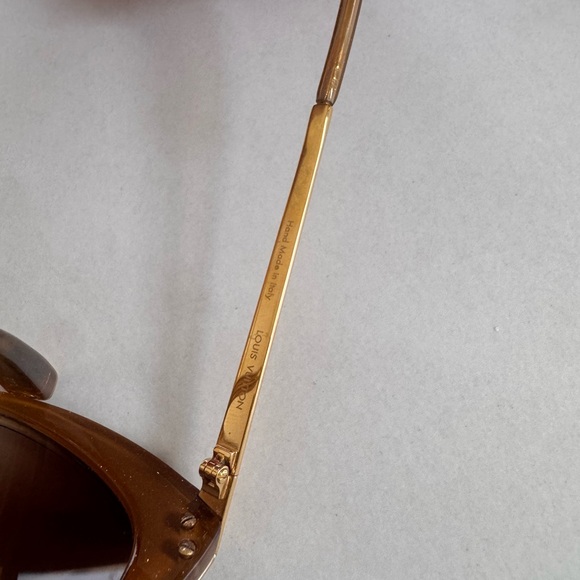 Louis Vuitton Cat Eye Sunglasses - Picture 8 of 9